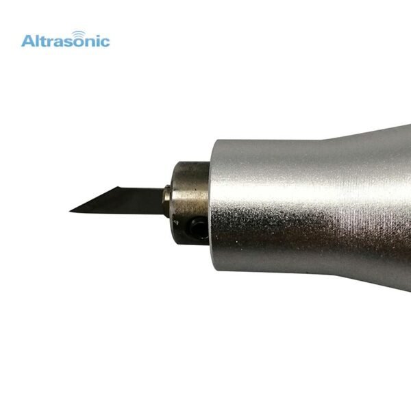 Ultrasonic Plastic Cutting Machine 40kHz High Energy Output Sonic Cutting equipment